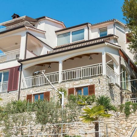 Luxury 1 Bedroom Apartment In Rabac Kültér fotó