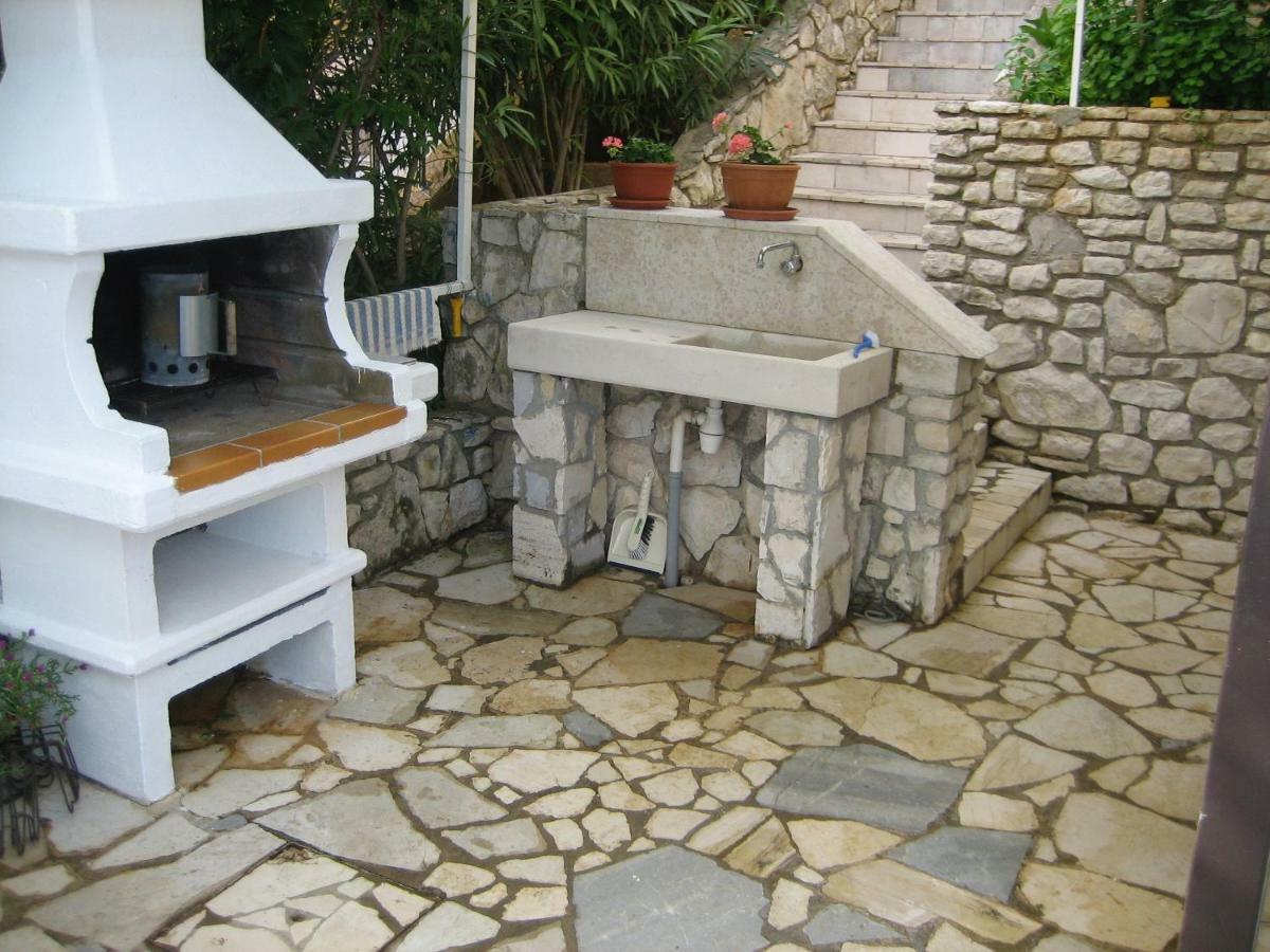 Luxury 1 Bedroom Apartment In Rabac Kültér fotó