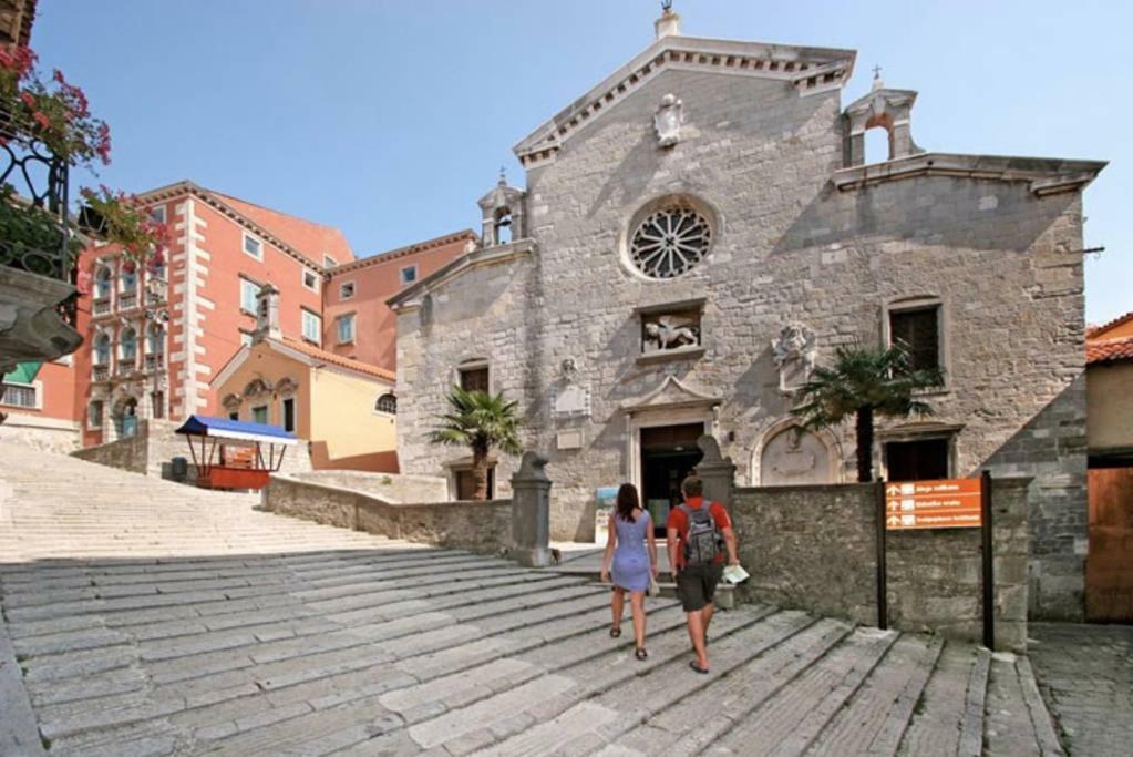 Luxury 1 Bedroom Apartment In Rabac Kültér fotó