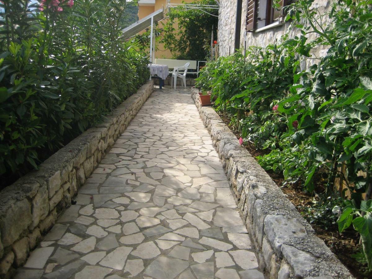 Luxury 1 Bedroom Apartment In Rabac Kültér fotó