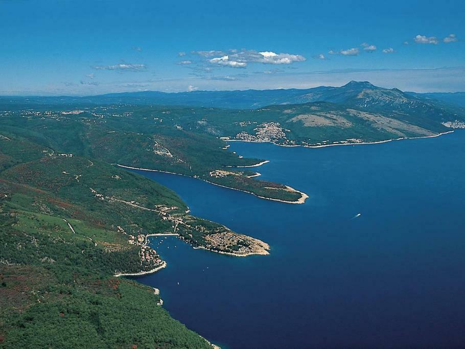 Luxury 1 Bedroom Apartment In Rabac Kültér fotó